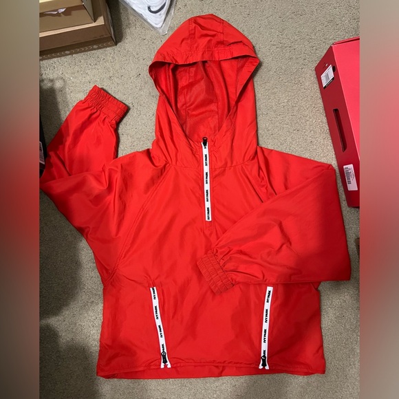 IVY PARK Red Orange Beyoncé Windbreaker - Picture 5 of 15